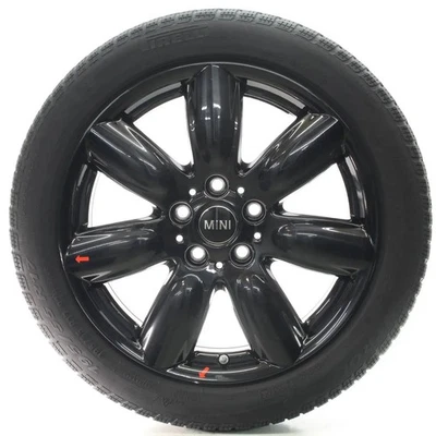 MINI Clubman F54 Winterräder Bridge Spoke 528 Pirelli 195/55R17 92H 6856059 - Bild 1 von 4