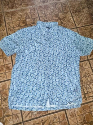 Chaps Men's Shirt Classic Fit Button Down Collared Shirt Large EUC - Image 1 of 4