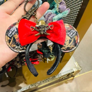 Disney authentic pirates of the caribbean minnie mouse ear headband keychain - Picture 1 of 1
