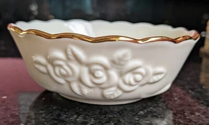 LENOX, Small Rose Bowl Embossed Scalloped with Gold Trim, Handcrafted In China - Picture 1 of 4