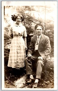 Postcard RPPC c1913 Mineral Washington Photo of Couple Mr William Armour & Wife - Bild 1 von 2