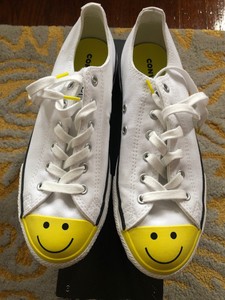 yellow converse kids