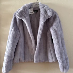 New Women’s Messini Faux Fur Dove Grey Jacket Size M - Picture 1 of 6