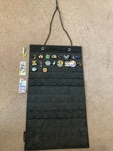 Horror Lot Enamel Pin Hanging Brooch Organizer Set of Horror & Countries Metal - Picture 1 of 6