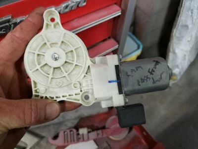 Motor ventana eléctrica Mopar Durango Ram 2500 3500 conductor delantero izquierdo  Foto 1 de 3