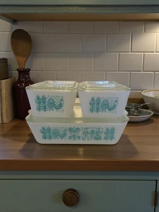 Vtg Pyrex Turquoise Amish Butterprint Refrigerator Dish Set with Lids Retro MCM - Picture 1 of 7