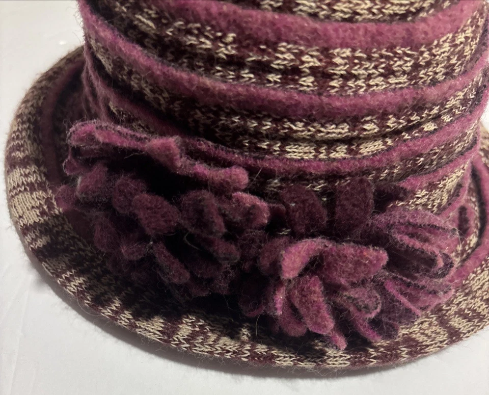 Sombrero Gorra Estilo Años 20 Complit por Marisa Hecho en Italia Granate Mezcla Lana Flor Foto 1 de 4