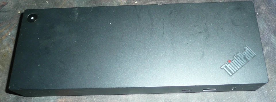 Estación de acoplamiento universal Lenovo ThinkPad 40B0 Thunderbolt 4 5D21C04010 Foto 1 de 3