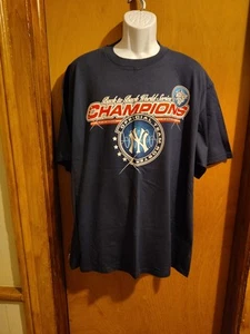 New York Yankees Lee Sports Men's Back to Back Champions Roster T Shirt XL NWT - Picture 1 of 4