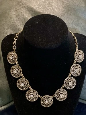 J. Collar Crew Cristal Molinete Tono Plata Estrás Joyería Para Mujer’s Foto 1 de 4