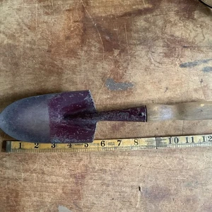 Small hand trowel vintage gardening - Picture 1 of 6