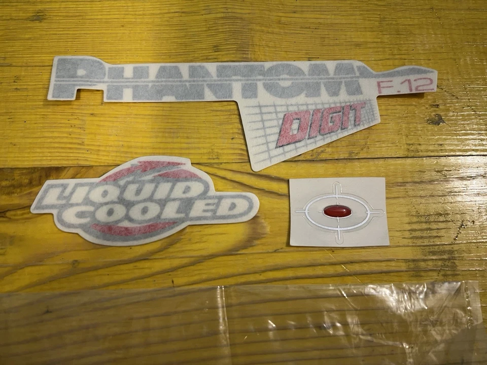 PHANTOM F12 ADESIVI (GRIGI) SCUDO CARENA ANTERIORE ORIGINALE MALAGUTI - Immagine 1 di 1