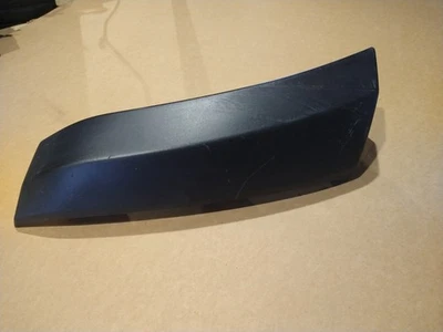 Extensión de parachoques delantero derecho 19-25 RAM 4500 5500 Foto 1 de 4