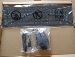 Dell USB UK Keyboard and Dell Mouse *Brand new* - Picture 1 of 3
