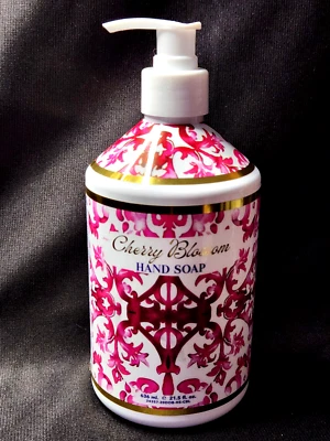 Jabón de manos Home & Body Co Dolce Brezza flor de cerezo 21,5 fl oz 636 ml oro rosa Foto 1 de 4