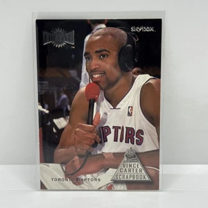 Álbum de recortes Fleer Metal Vince Carter 1999-00 #6 Vince Carter - Imagen 1 de 3