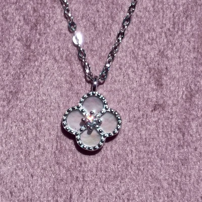 Collar colgante trébol madreperla de plata de ley 925 circonita cúbica delicado elegante  Foto 1 de 4