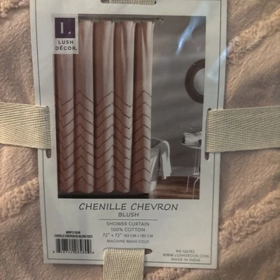 Cortina de ducha de tela Chevron de chenilla Foto 1 de 2