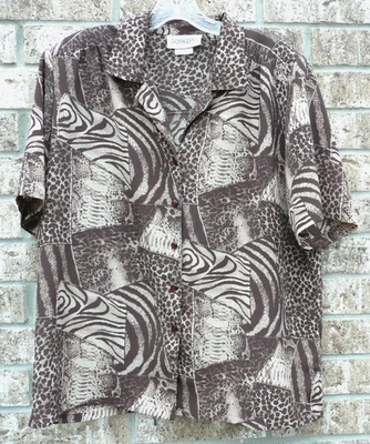 Top vintage DonnKenny Classics para mujer marrón estampado animal manga corta con botones Foto 1 de 4