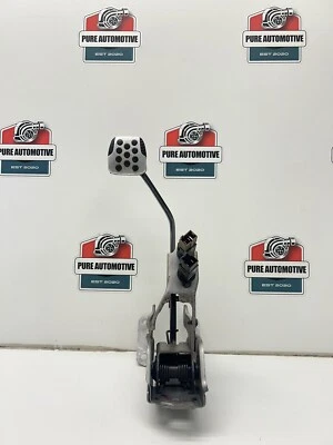 Nissan Infiniti G35 2003-2008 pedal de freno transmisión manual MT OEM 1212 Foto 1 de 4