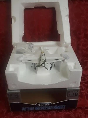Rare FRANKLIN MINT 98101 fw190 F4 German Fighter MESSERSCHMITT 1:48 plane ww2 - Image 1 of 4