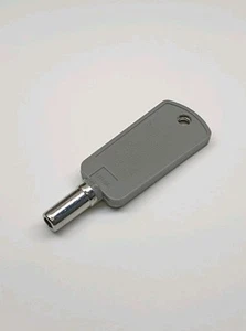 WR01X29793 GE Freezer Key For GE And Similar Brand Locking Freezers - Picture 1 of 4
