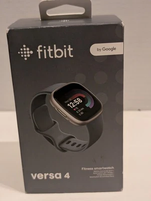 全新 Fitbit Versa 4 活动跟踪器 健身 智能手表 白金 蓝色 * 开箱 — 第 1/4 张图片