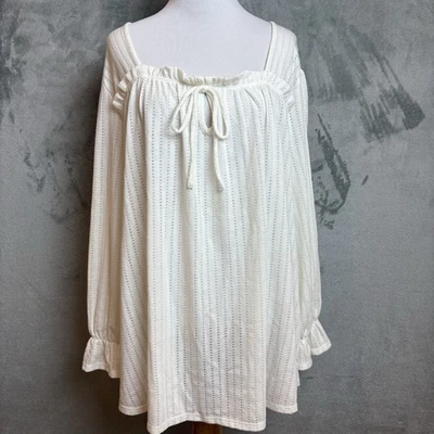Blusa Top Cato Femenina Romántica Blanca Fluida Talla 18/20W Nueva con Etiquetas Foto 1 de 4
