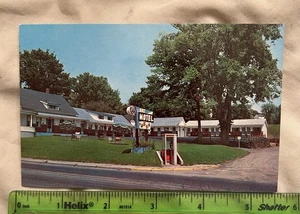 Vintage Postcard  The Heiress Motel Barre Vermont - Unposted - Picture 1 of 2