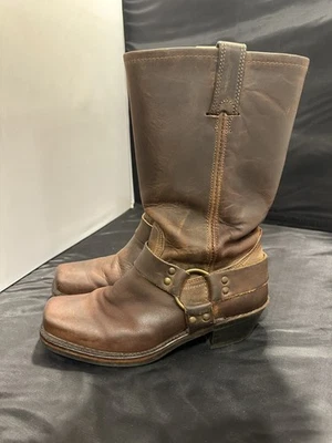 Frye Women  Size 8 M Vintage Brown Biker Harness Square Toe Boots 77300 - Image 1 of 4