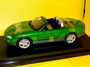 JAMES BOND 007 DIE ANOTHER DAY GREEN XKR JAGUAR ERTL 33850 1:18 - Picture 1 of 6