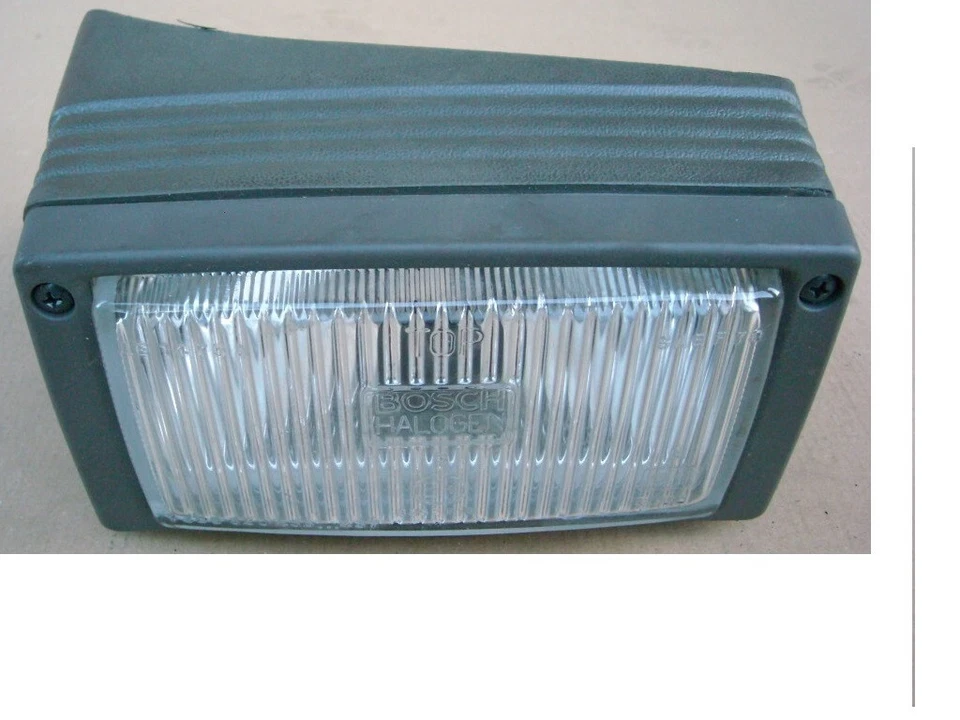 Opel Kadett E Nebelscheinwerfer mit Gehäuse neu Bosch 1305620436 - Bild 1 von 1