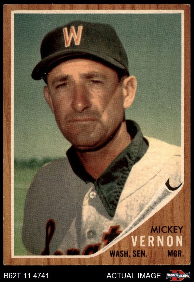 1962 Topps #152 Mickey Vernon Green Tint Senators MANAGER RARE VARIATION 7 - NM - Image 1 of 1