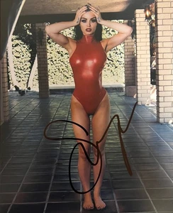 AEW SARAYA aka WWE Paige SIGNED SEXY 8x10 Photo - EXACT VIDEO PROOF - Picture 1 of 1
