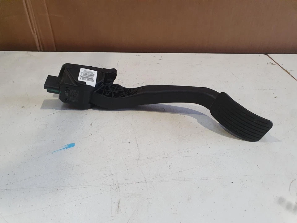 PEUGEOT 3008 PEDAL ASSEMBLY T8, 05/10-10/16  - Image 1 of 4