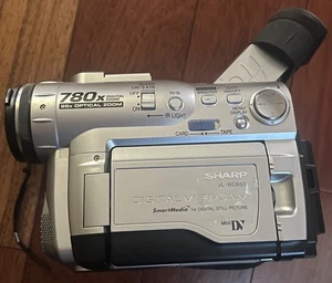 Sharp VL-WD650U MiniDV Digital Viewcam Video Camcorder - UNTESTED! - Picture 1 of 4