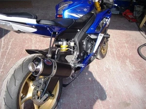 Yamaha YZF600 R6 2006-2017 Hi Level Black oval ROAD LEGAL/RACE Hanger + Exhaust  - Picture 1 of 3