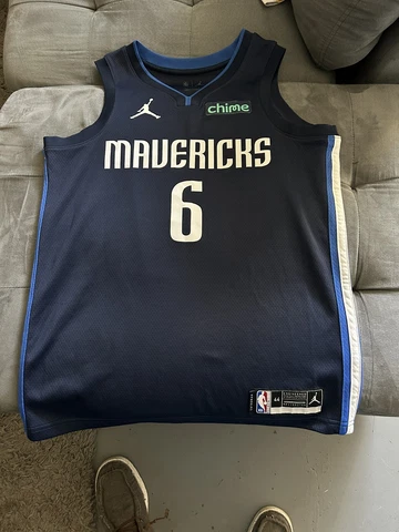 kristaps porzingis Jersey Dallas Mavericks Nike Swingman City Edition Cover
