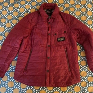 Chaqueta acolchada Barbour Carbon Quilt roja niño XL juvenil acolchada en muy buena condición - Imagen 1 de 7