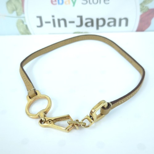 Collana girocollo Prada in pelle colore oro marrone Made in Italy usata dal Giappone