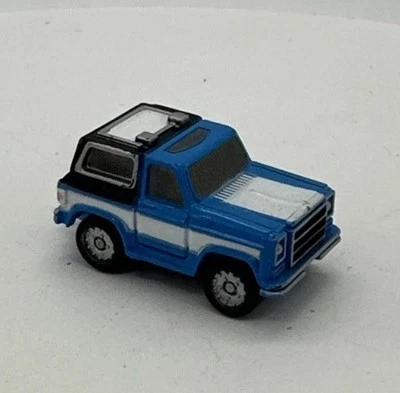 Micro Machines Vintage Galoob 1988 Blue Chevy Blazer Super 10 Specific Car - Image 1 of 4