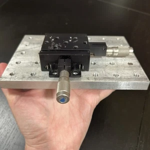 Newport 460A Series Manual Translation Stage Micrometer Drive Optical Mount - Picture 1 of 5
