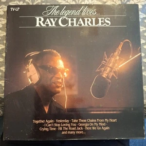 RAY CHARLES "THE LEGEND LIVES" NETHERLANDS VINYL LP 1981 VG+ - Picture 1 of 5