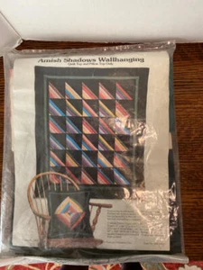 Yours Truly Amish Shadows Wall Hanging Quilt & Pillow Top Kit 1980's NIP - Picture 1 of 3