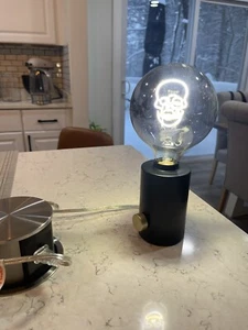 Electric Light Up Skull ~ Skeleton LED Table Lamp Neon Like Modern Collectible - Picture 1 of 2