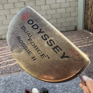 "Putter de latón Odyssey Dual Force Rossie 2 eje de acero para diestros 33,5"" mal agarre" - Imagen 1 de 9