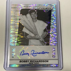 Bobby Richardson 2024 Panini Prizm Throwback Signatures Auto Pulsar Prizm/199 - Imagen 1 de 2