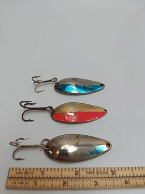 Isca vintage TRÊS (3) Little Cleo Wigl Lady - 3/4 onças cores sortidas e boa - Imagem 1 de 4