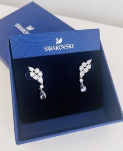 Authentic New SWAROVSKI Mix Crystal Cut Drop Pierced Rhodium Plated 5562086 - Picture 1 of 3