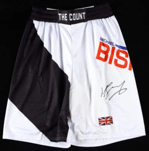 Pantalones cortos de lucha personalizados firmados por Michael Bisping (Beckett) "The Count" - Beckett Witne - Imagen 1 de 5
